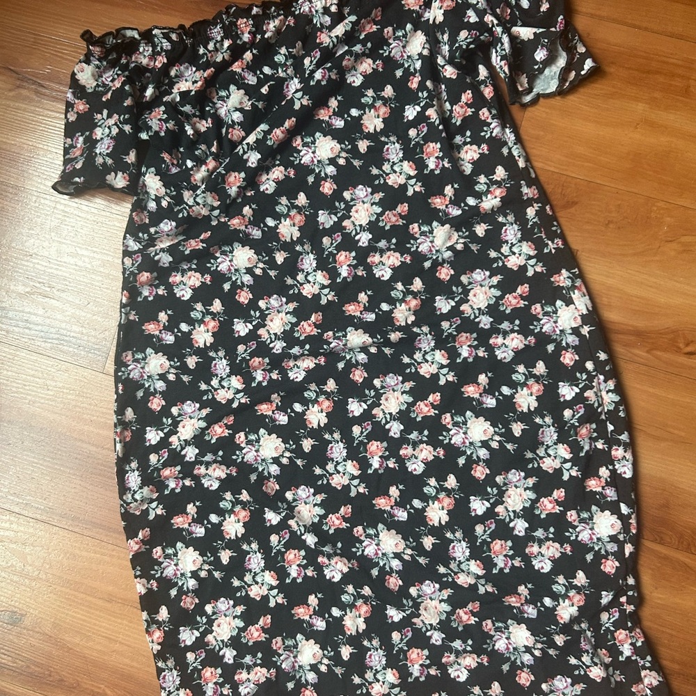 SHEIN Black Floral Strapless Dress